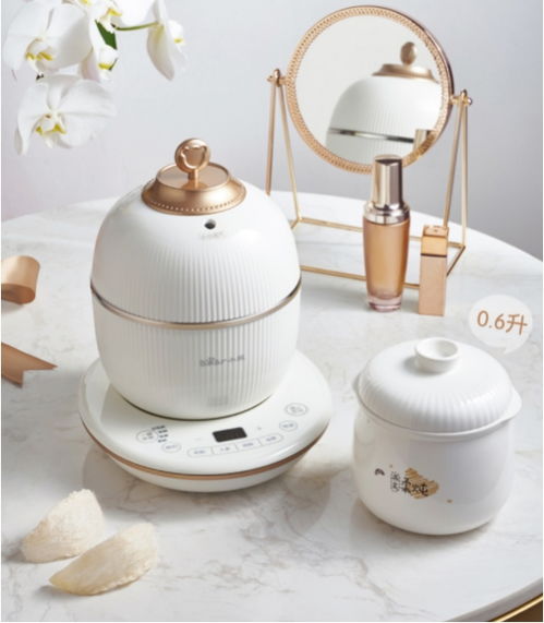 小熊电器养生壶 单身经济下的爆款，如何为美好生活“添温”